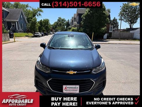 Used 2019 Chevrolet Trax LS FWD image 8