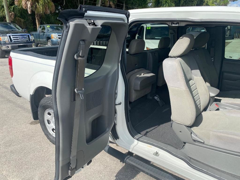 Used 2019 Nissan Frontier S RWD image 19