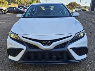 Used 2024 Toyota Camry SE video 2