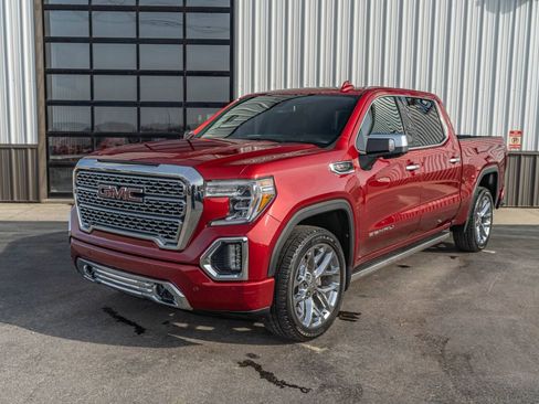 Used 2022 GMC Sierra 1500 Denali w/ Denali Premium Package image 1