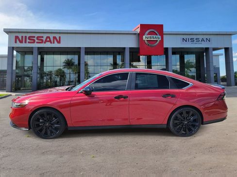 Used 2023 Honda Accord Sport image 8