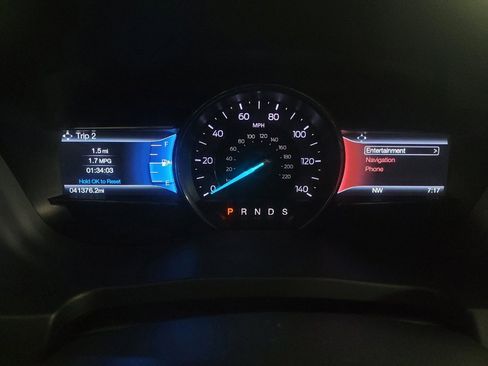 Used 2016 Ford Explorer Limited image 23