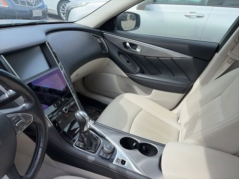 Used 2015 INFINITI Q50 Premium w/ Navigation Package AWD/4WD image 11