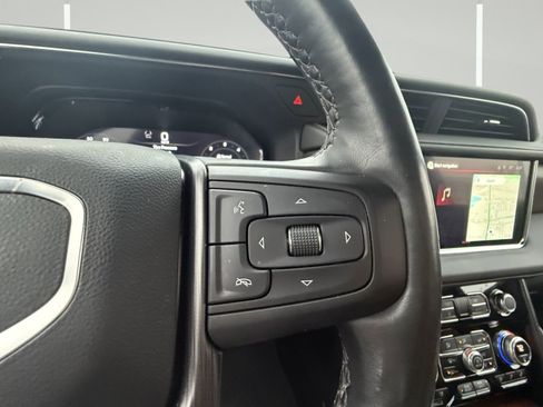 Used 2023 GMC Yukon Denali Ultimate image 30