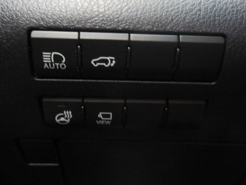 Used 2021 Lexus RX 350L FWD w/ Premium Package image 35