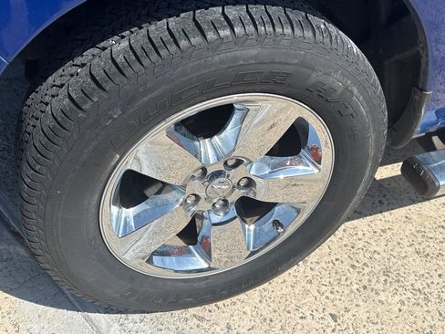 Used 2019 RAM 1500 Express RWD image 9