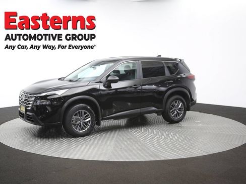 Used 2024 Nissan Rogue S AWD/4WD image 57