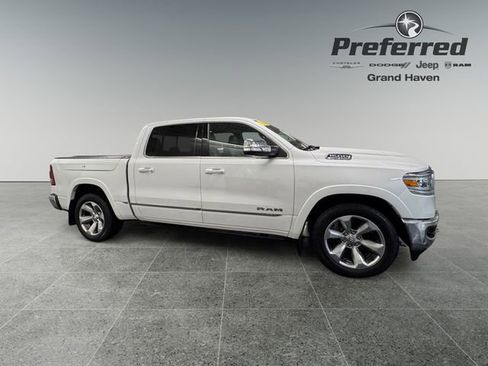Used 2019 RAM 1500 Limited AWD/4WD image 9