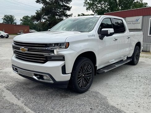 Used 2021 Chevrolet Silverado 1500 High Country w/ Technology Package RWD image 7