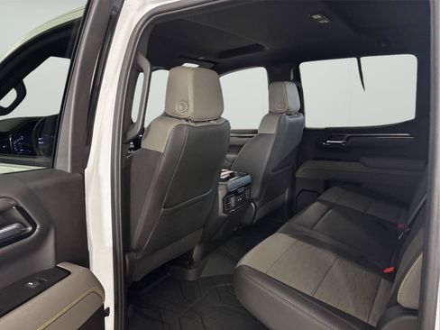 Used 2024 Chevrolet Silverado 1500 ZR2 w/ Technology Package AWD/4WD image 26