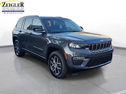 New 2025 Jeep Grand Cherokee Limited w/ Trailer Tow Package image 3
