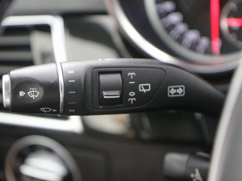 Used 2019 Mercedes-Benz GLE 43 AMG 4MATIC image 51