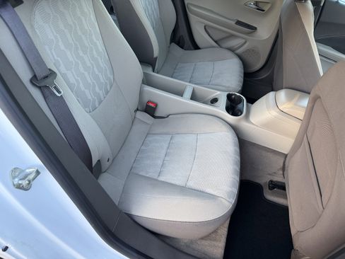 Used 2015 Chevrolet Volt w/ Enhanced Safety Package 1 image 13