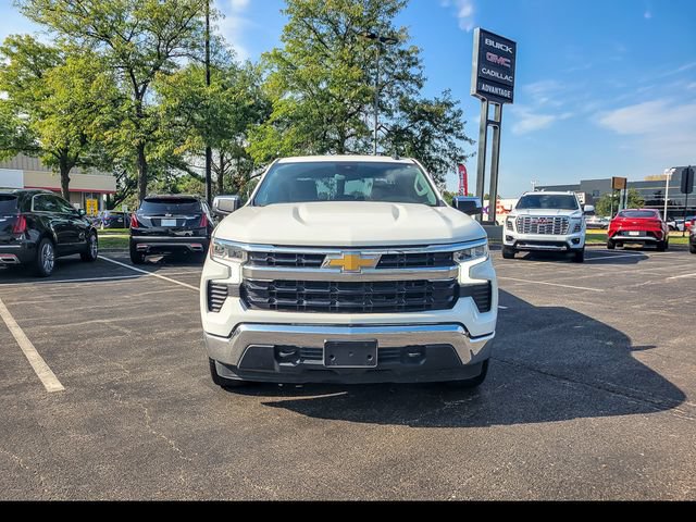 Used 2023 Chevrolet Silverado 1500 LT AWD/4WD image 7