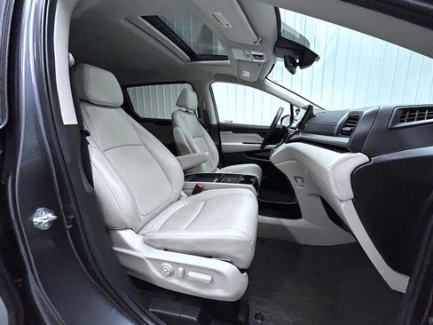 Used 2025 Honda Odyssey EX-L image 15
