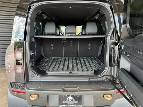 Used 2026 Land Rover Defender 110 AWD/4WD image 47