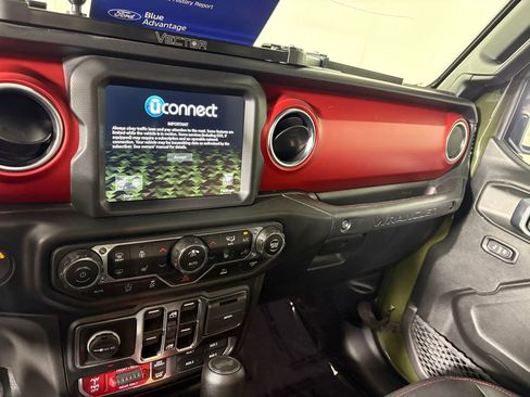 Used 2022 Jeep Wrangler Unlimited Rubicon w/ Xtreme Recon 35" Tire Package image 15