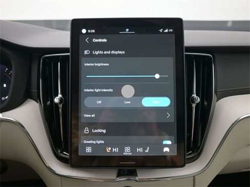 New 2026 Volvo XC60 B5 Ultra w/ Protection Package Premier image 17