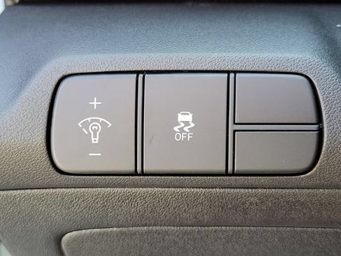 New 2026 Hyundai Elantra Sport FWD image 19