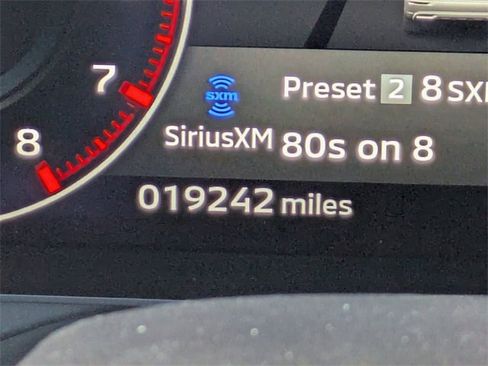 Used 2024 Mitsubishi Outlander SE Black Edition image 32