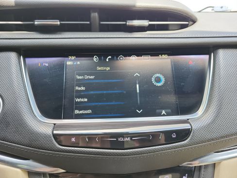 Used 2019 Cadillac XT5 AWD image 18