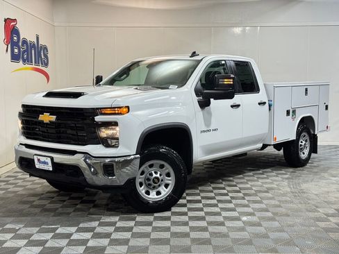 New 2025 Chevrolet Silverado 3500 W/T w/ WT Convenience Package image 2