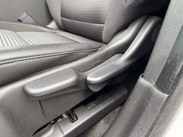 Certified 2025 Chevrolet Trax LT FWD image 26