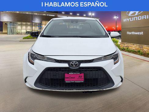 Used 2022 Toyota Corolla LE image 5