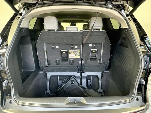 Used 2026 Toyota Sienna XLE AWD/4WD image 26
