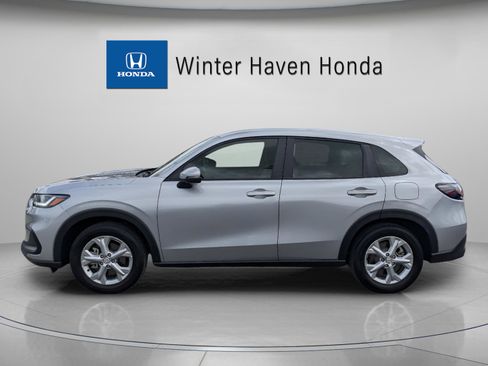 Used 2025 Honda HR-V LX image 5