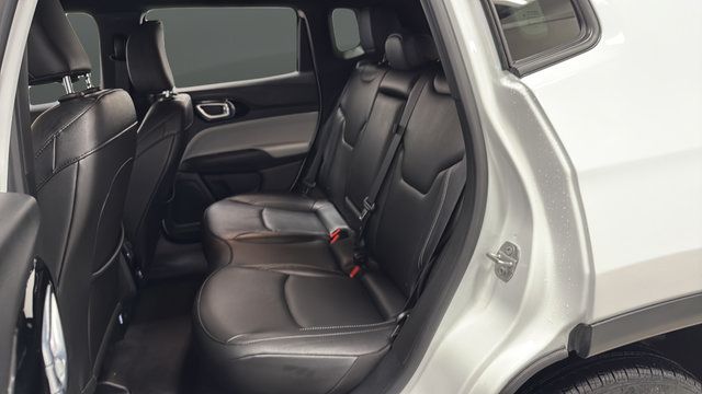 Certified 2025 Jeep Compass Limited AWD/4WD image 21