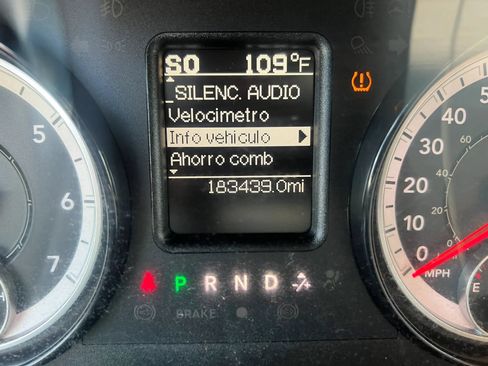 Used 2017 RAM 1500 Express AWD/4WD image 16