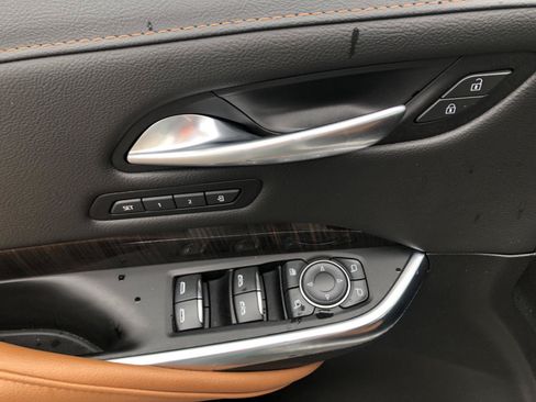 Used 2023 Cadillac XT4 Premium Luxury AWD/4WD image 21