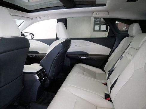 Certified 2025 Lexus RX 350 AWD image 7