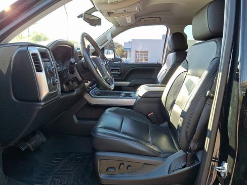 Used 2018 Chevrolet Silverado 1500 LTZ Z71 w/ LTZ Plus Package image 13