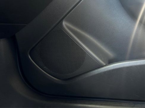 Used 2018 INFINITI QX30 Premium w/ Cargo Package image 26