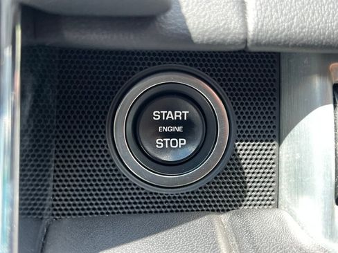 Used 2019 Land Rover Range Rover Supercharged AWD/4WD image 39