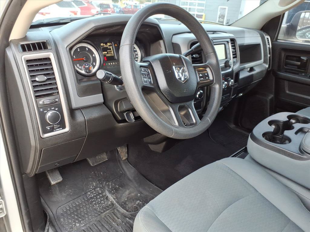 Used 2018 RAM 2500 Tradesman w/ Chrome Appearance Group AWD/4WD image 9