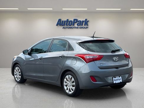 Used 2016 Hyundai Elantra GT FWD image 5
