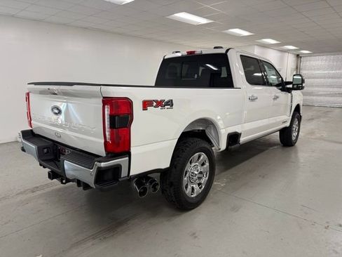 New 2026 Ford F250 Lariat w/ Lariat Premium Package image 6