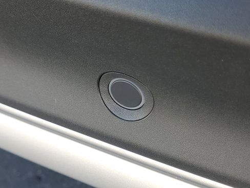 New 2025 Lincoln Corsair Reserve image 6