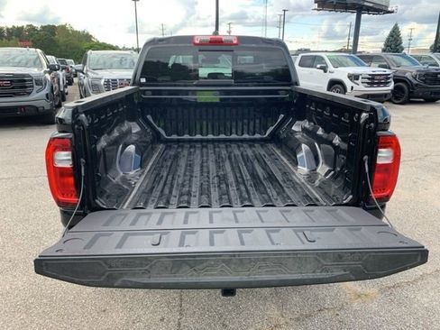 New 2025 GMC Canyon AT4 image 24