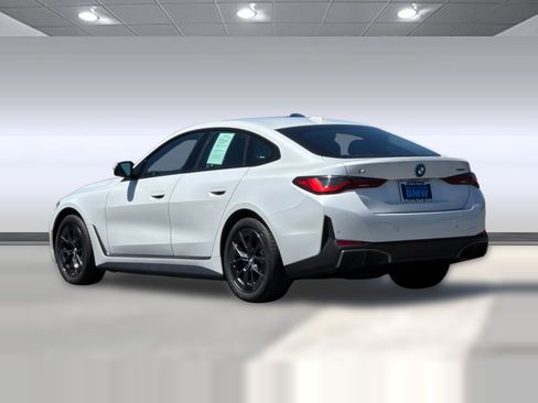 Used 2023 BMW i4 eDrive35 w/ Premium Package RWD image 3