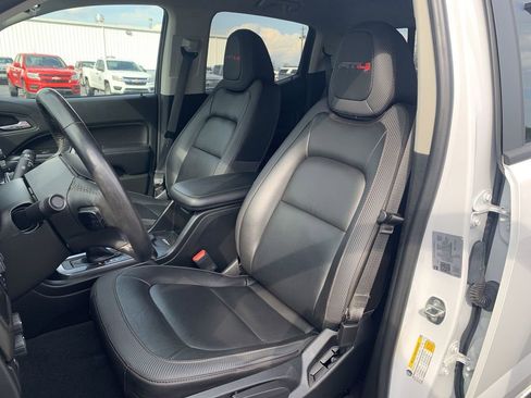 Used 2022 GMC Canyon AT4 w/ Trailering Package image 13