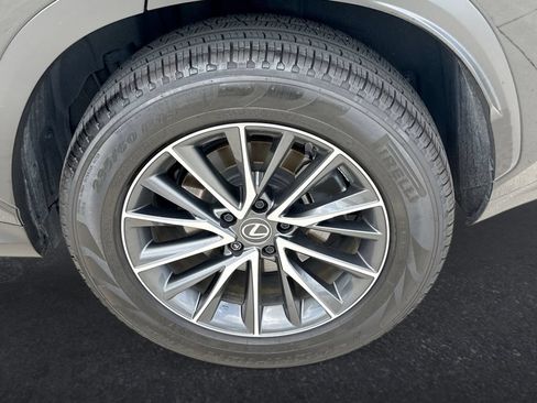 Used 2025 Lexus NX 350h AWD w/ Premium Package image 31
