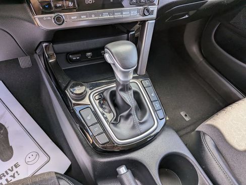 Certified 2025 Kia Seltos S AWD/4WD image 25