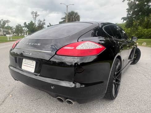 Used 2010 Porsche Panamera S RWD image 47
