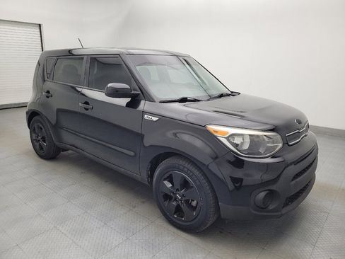 Used 2019 Kia Soul image 11