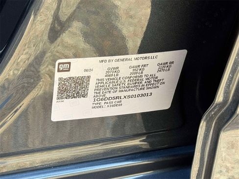 Used 2025 Cadillac CT4 V image 35