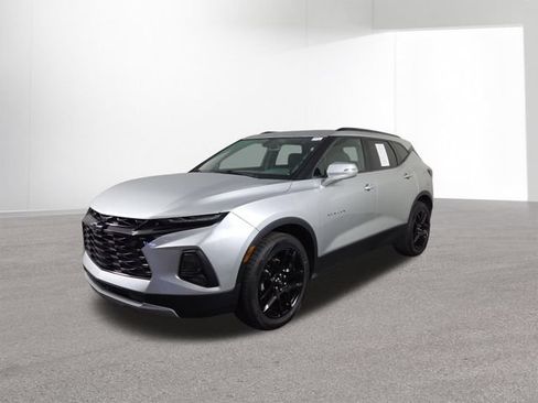 Used 2020 Chevrolet Blazer LT FWD image 2
